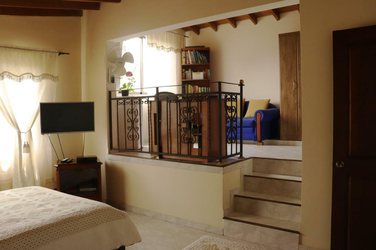 Mayorca Homestay Medellín Eksteriør bilde
