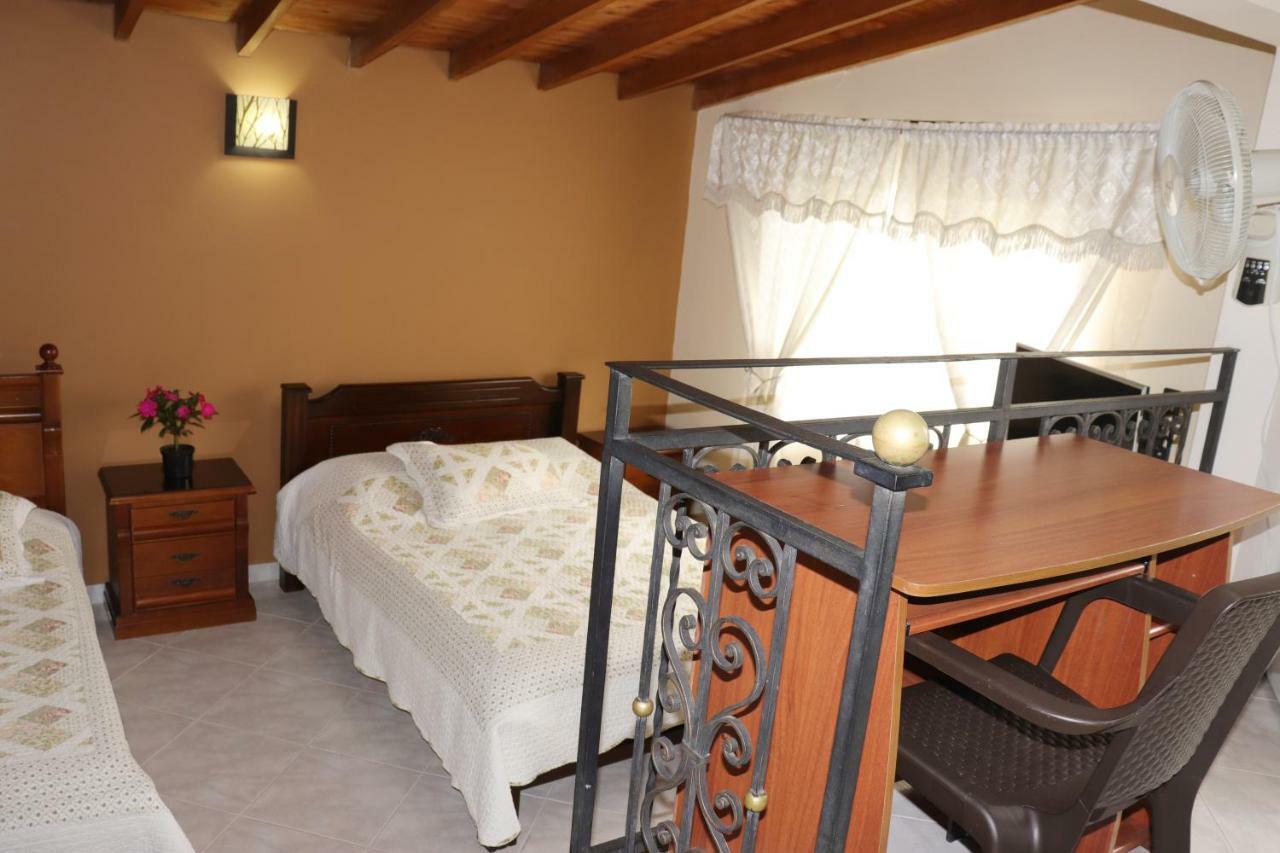 Mayorca Homestay Medellín Eksteriør bilde